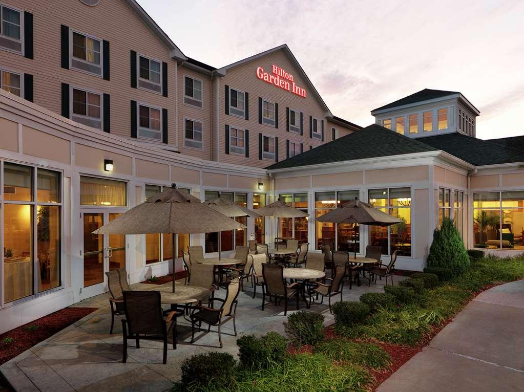 Hilton Garden Inn Milford Exterior foto